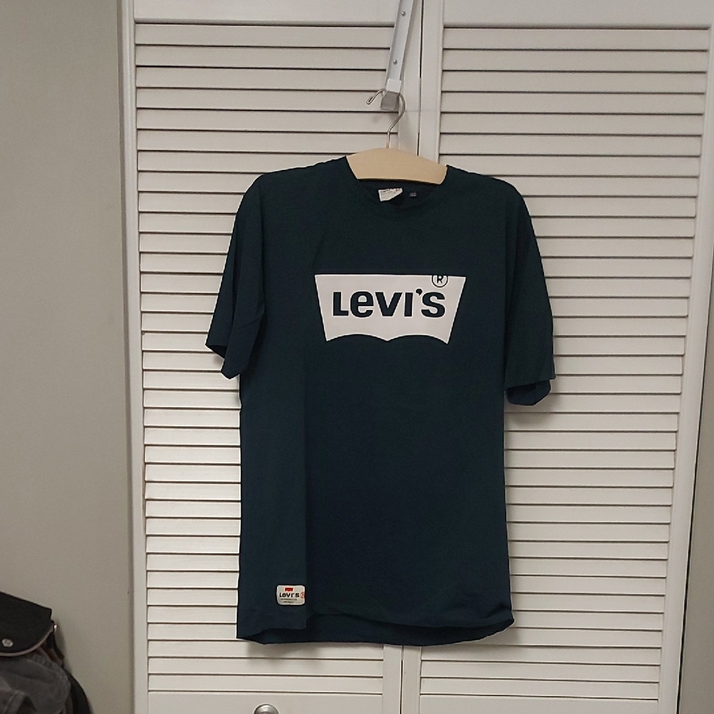 Levi's Teal Graphic Tee(please Read Description For Size)